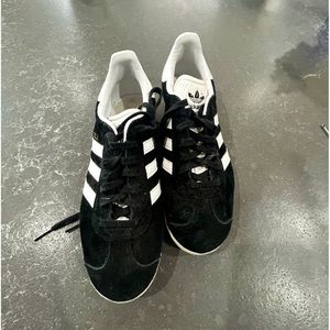 Women's Adidas Gazelle Sz 7